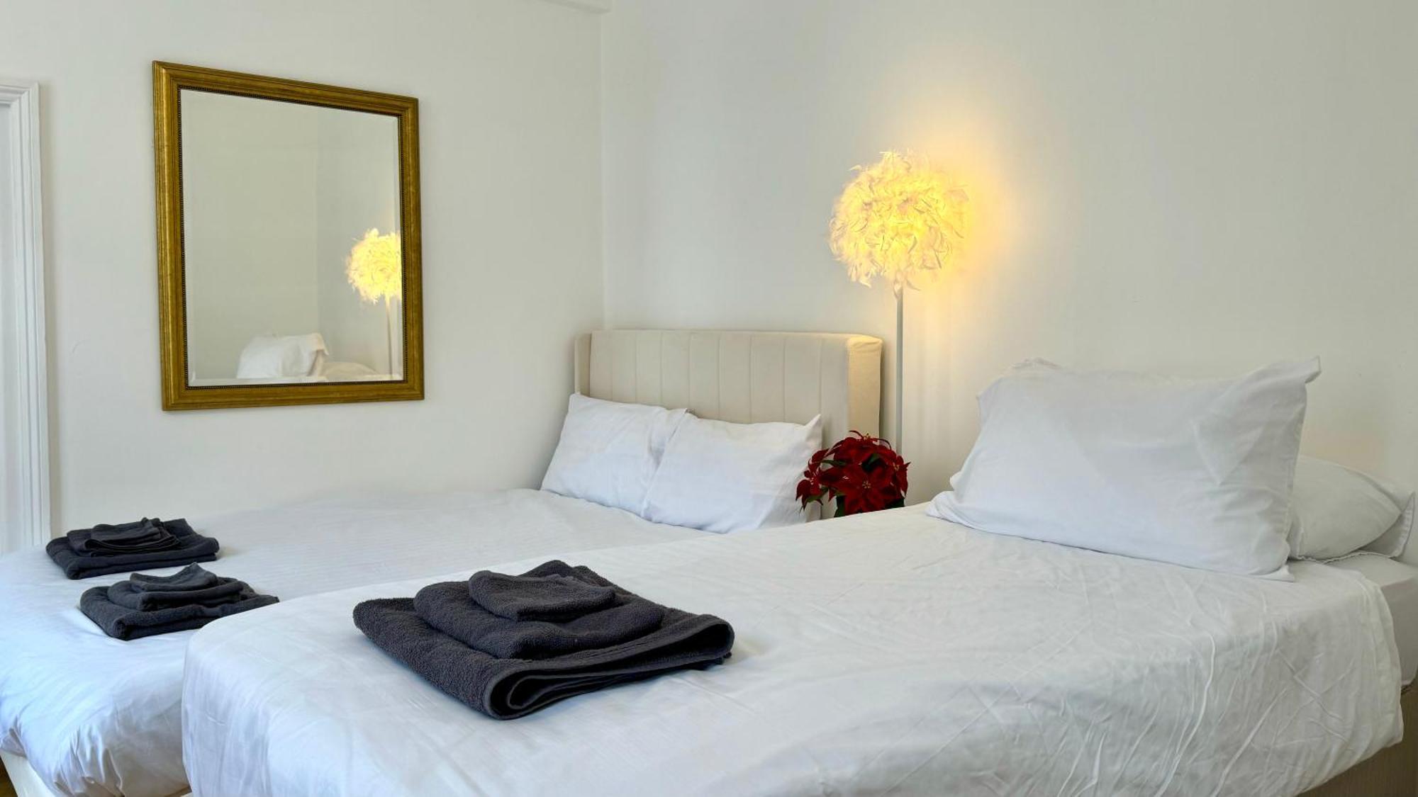 Stylish 2 Bedroom By Ali Appartement Londres